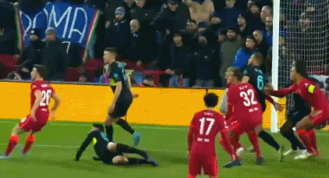 赵鹏：蒋4朱5是国内顶级中卫，但他俩搭配踢亚冠还是太吃力了