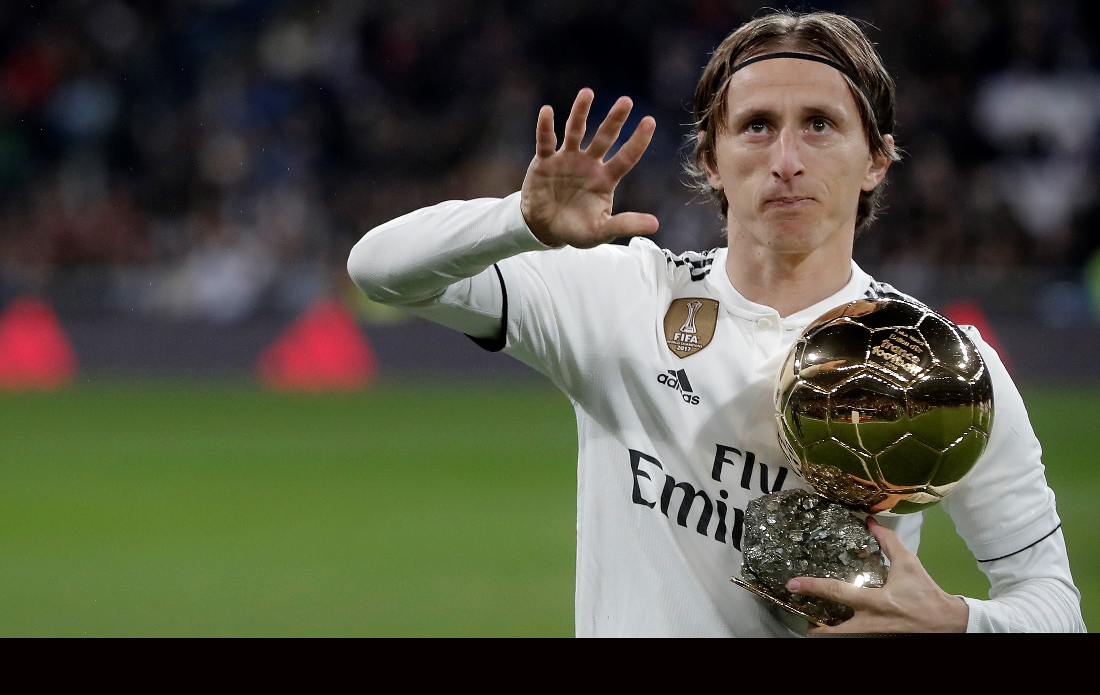 十秒钟连续过三人，离谱