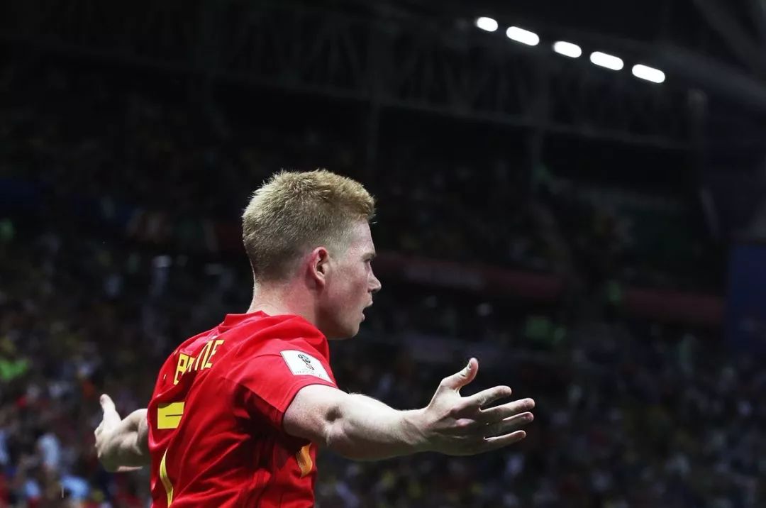 国足友谊赛战胜韩国展现新阵容