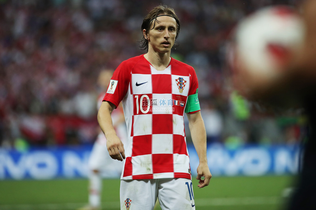 篮球篮网球迷热议球队表现